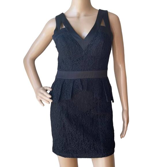 XOXO Women's Black Lace Wide Strap Peplum Cutout Mini Party Mini Dress Size 3/4 - Picture 2 of 8